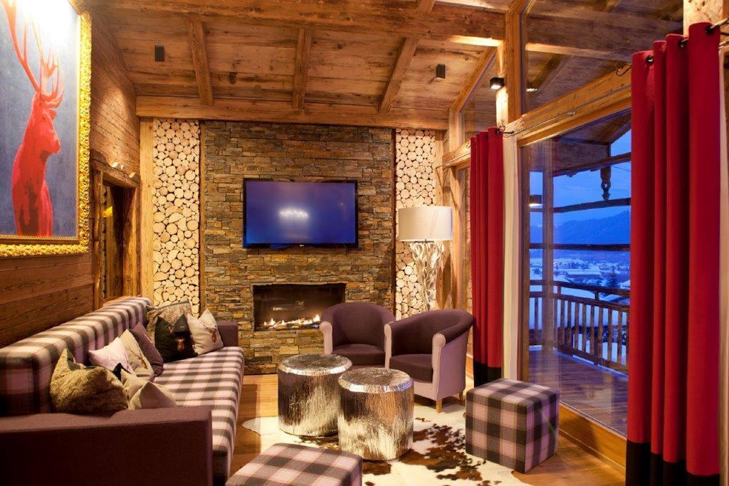 Feriendorf Oberhof Flachau Pokoj fotografie